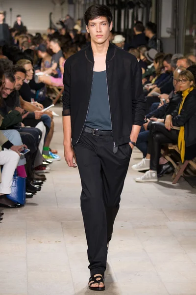 Look 36